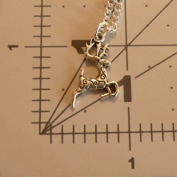 Tiny Christmas reindeer necklace  2081 - Picture 5 of 5